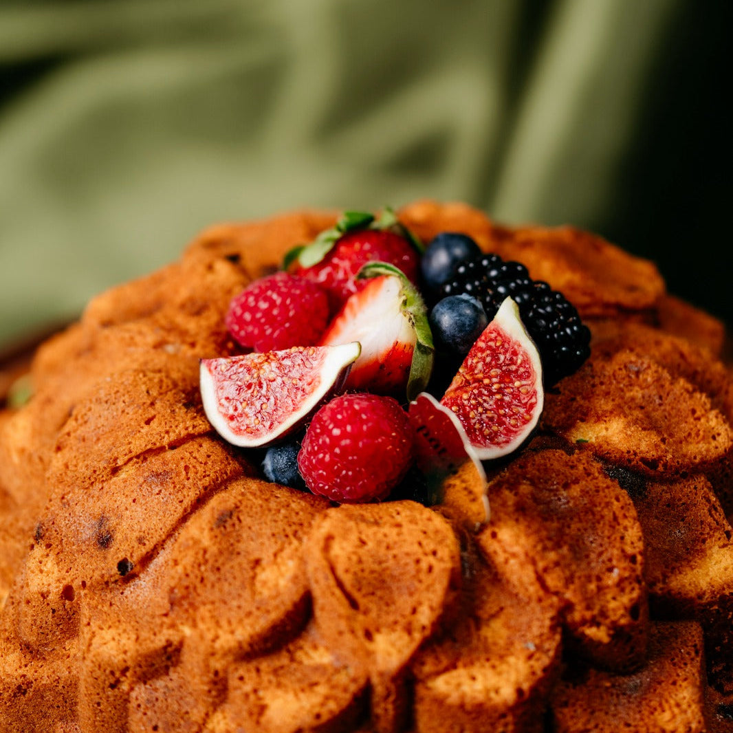 Christmas 2025 | Citrus, Cranberry & Apricot Bundt (No Alcohol)