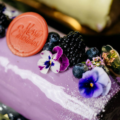 Christmas 2025 | Blueberry & Yoghurt Log Cake