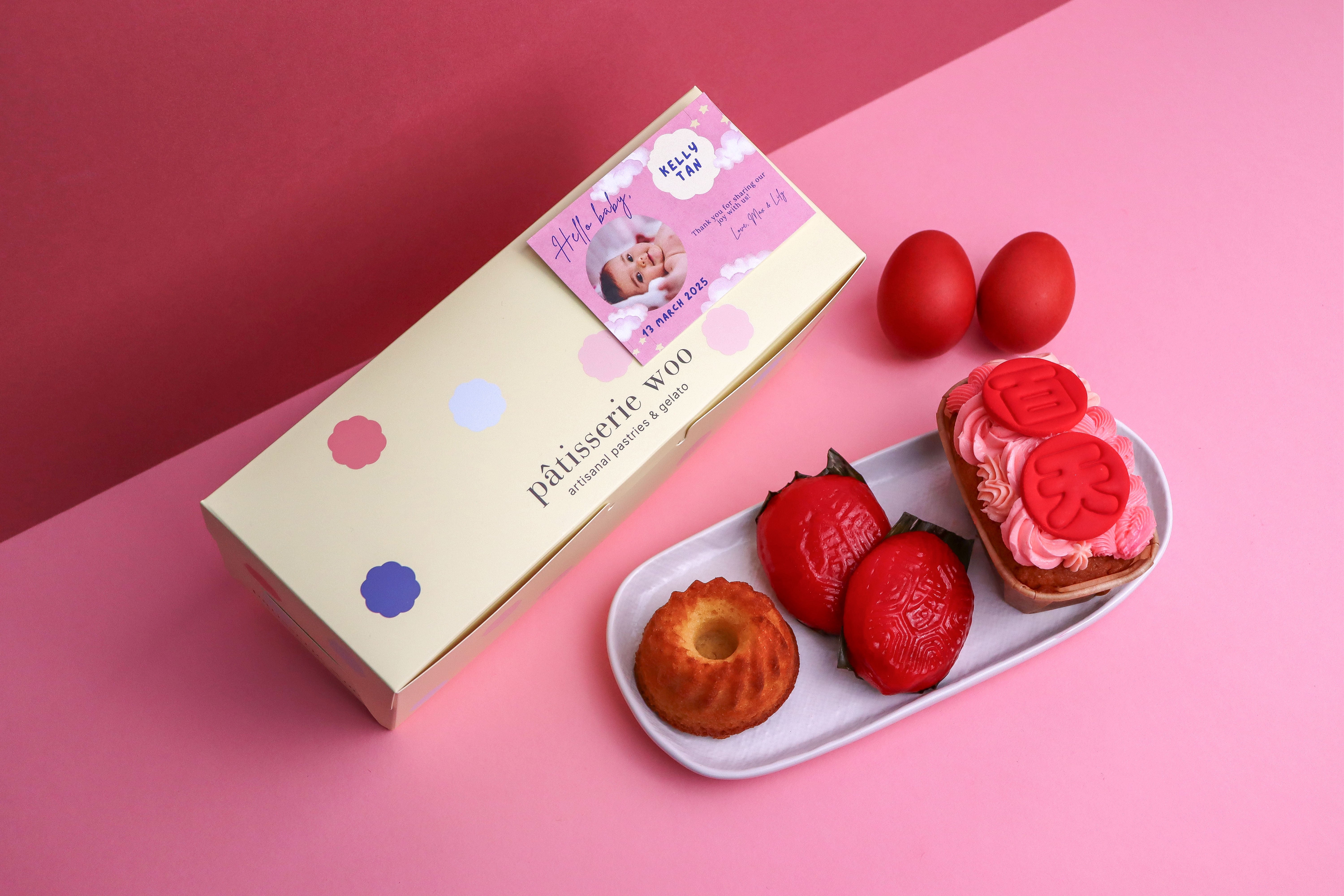 Signature Box – Patisserie Woo