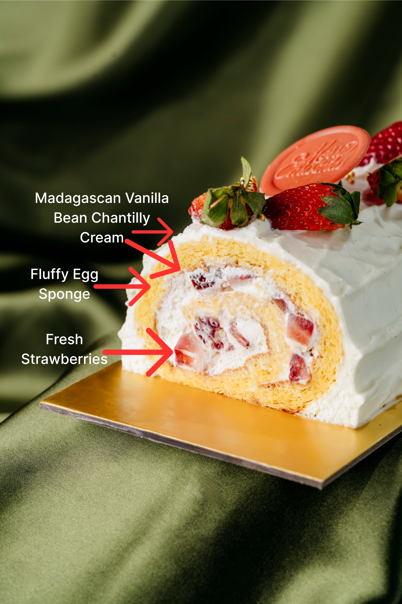 Christmas 2025 | Strawberry & Vanilla Bean Log Cake