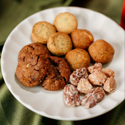 Christmas 2025 | Chocolate Chip Macadamia Cookie